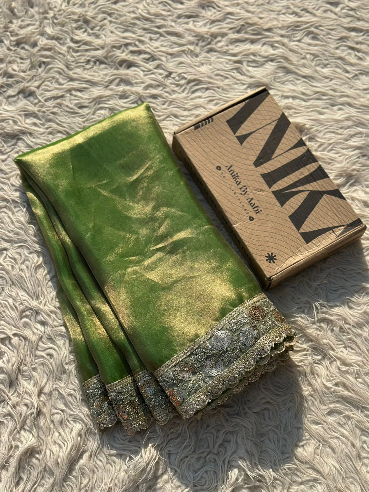 KALKI BRIDAL EDIT - LUXE GREEN PURE TISSUE SAREE - Image 6