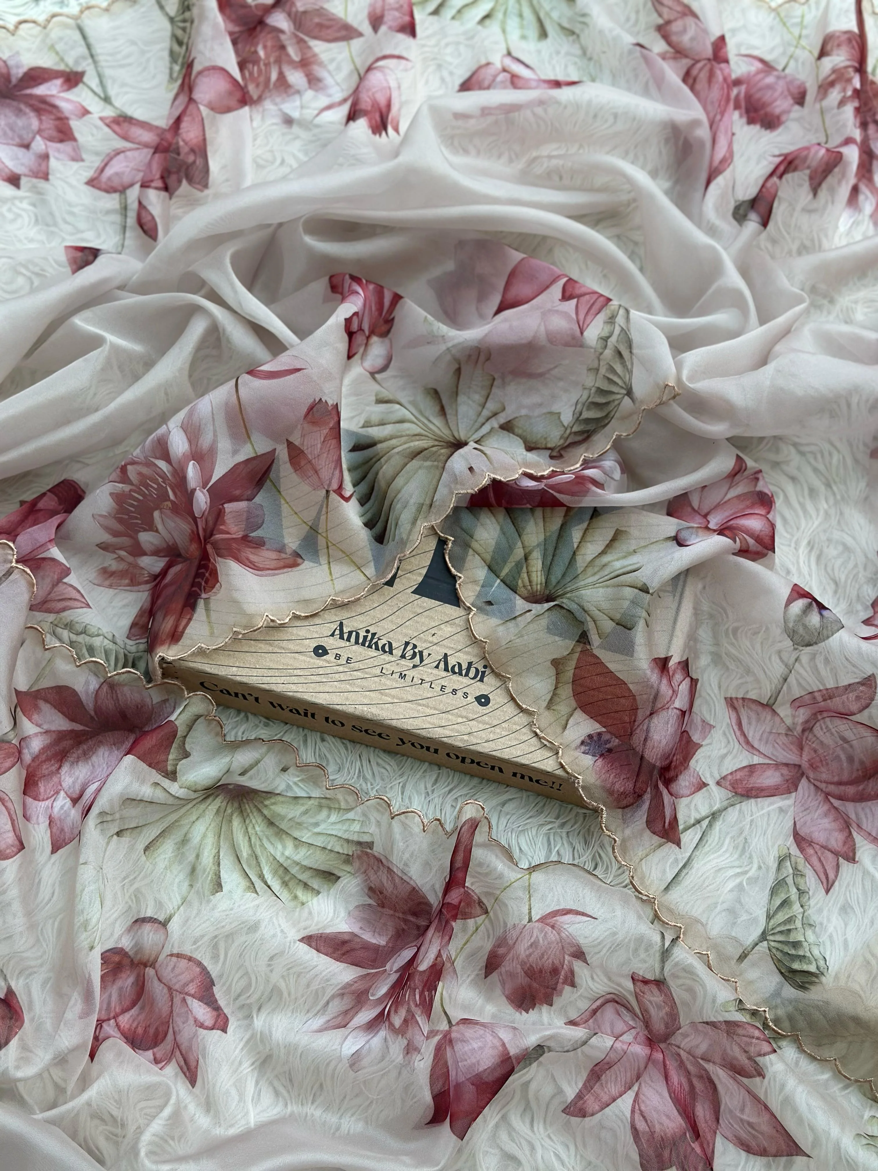 SITARA - FLORAL KORA ORGANZA  SAREE - Image 3